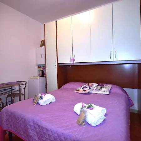 Le Di Isabella Gambassi Terme